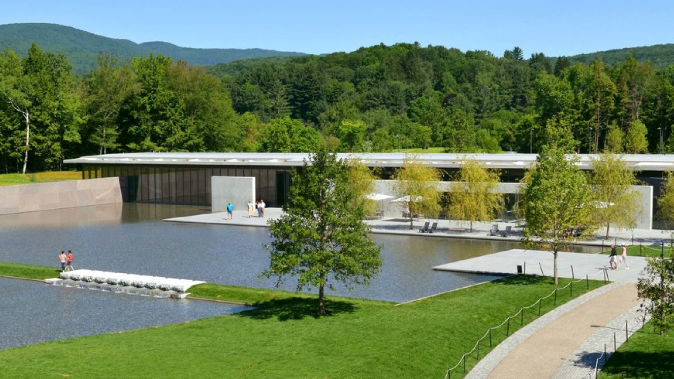 Tadao Ando : Clark Art Institute, Williamstown, Massachusetts, Amerika Serikat.