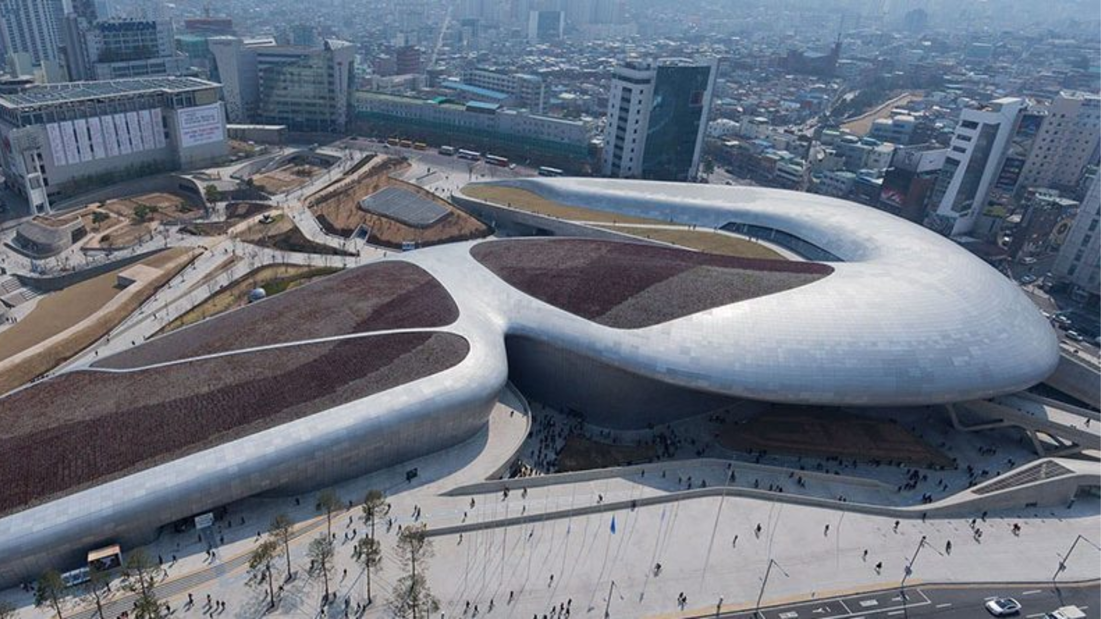 Zaha Hadid : Dongdaemun Design Plaza, Seoul, Korea Selatan