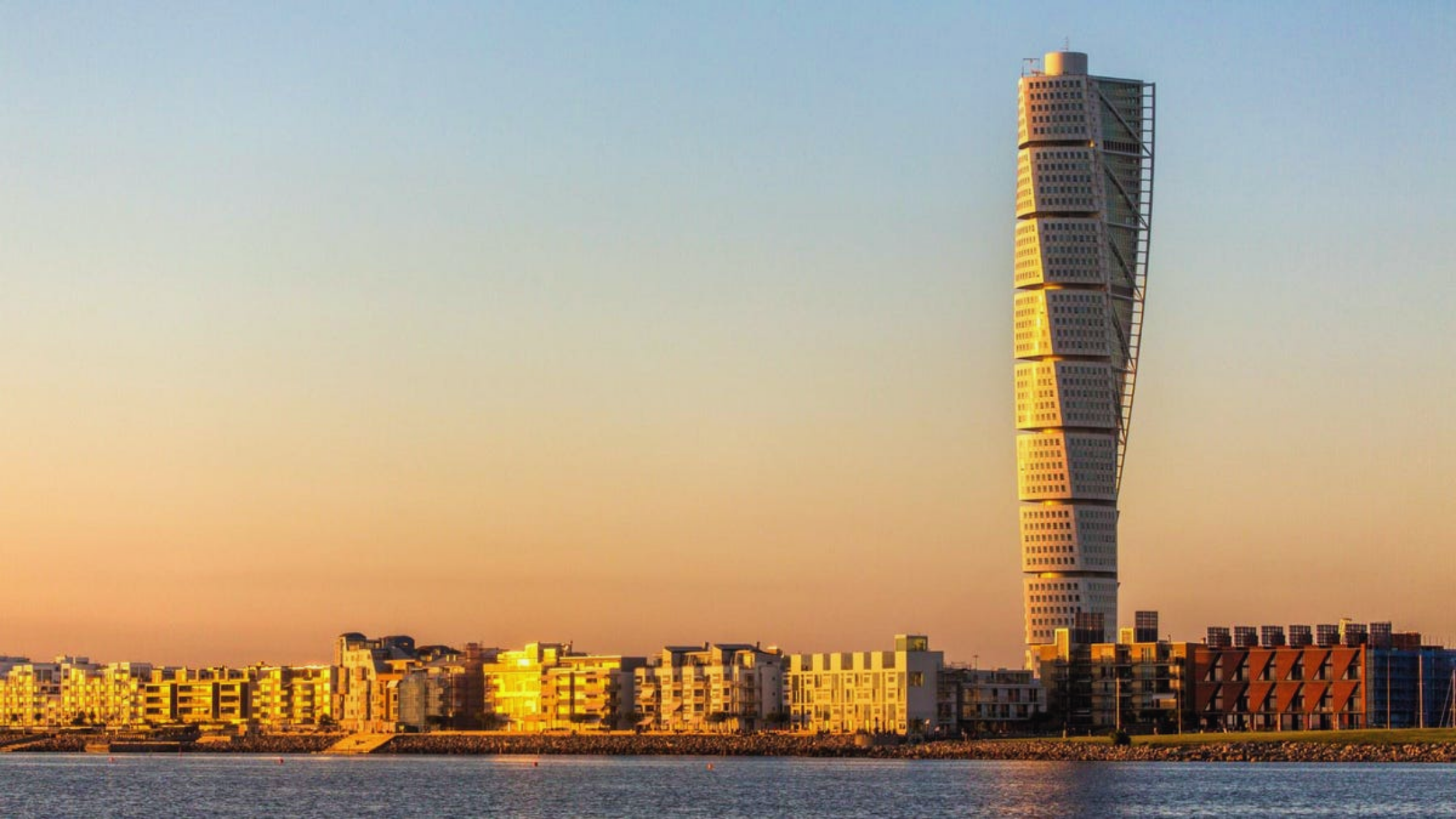 Santiago Calatrava : Turning Torso - Malmö, Swedia